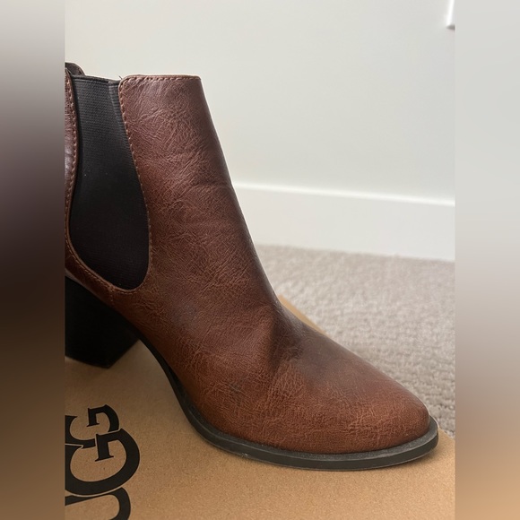 8.5 brown booties - Picture 4 of 4